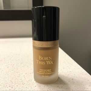 Too Faced Born This Way Foundation